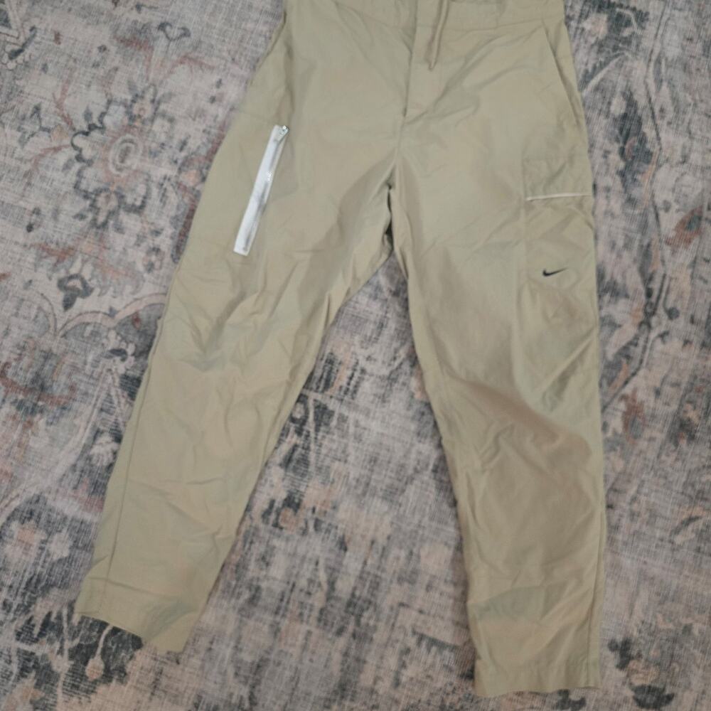 Nike Men’s Pants Ultralight Cargo Utility Urban Tan Size M